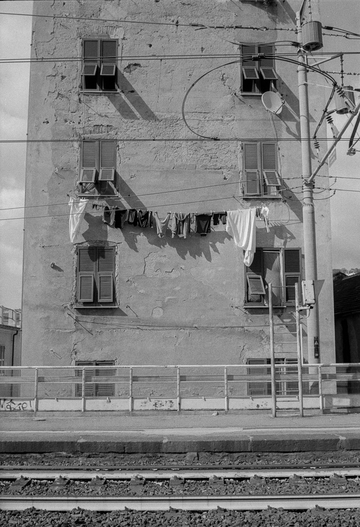 La Liguria (Ilford HP5+)